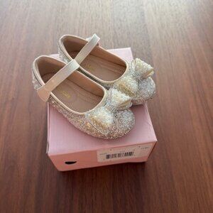 doe a dear Mary Jane Flat